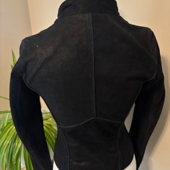 Ladies cropped leather jacket - Picture 3 of 4